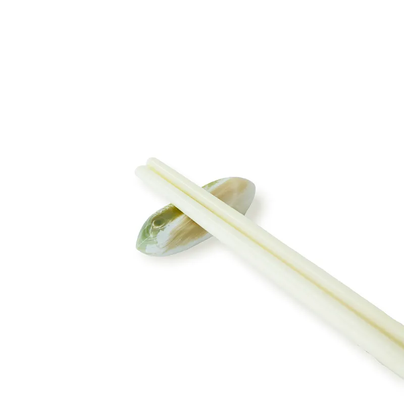 Gác đũa ốc xác nhọn lõm