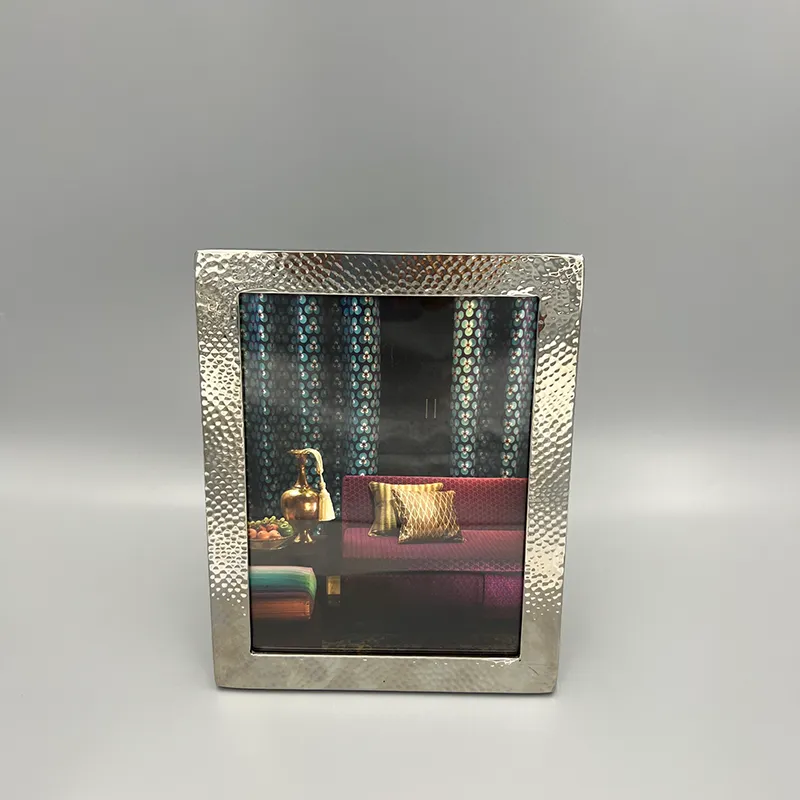 Khung hình 18x23 cm