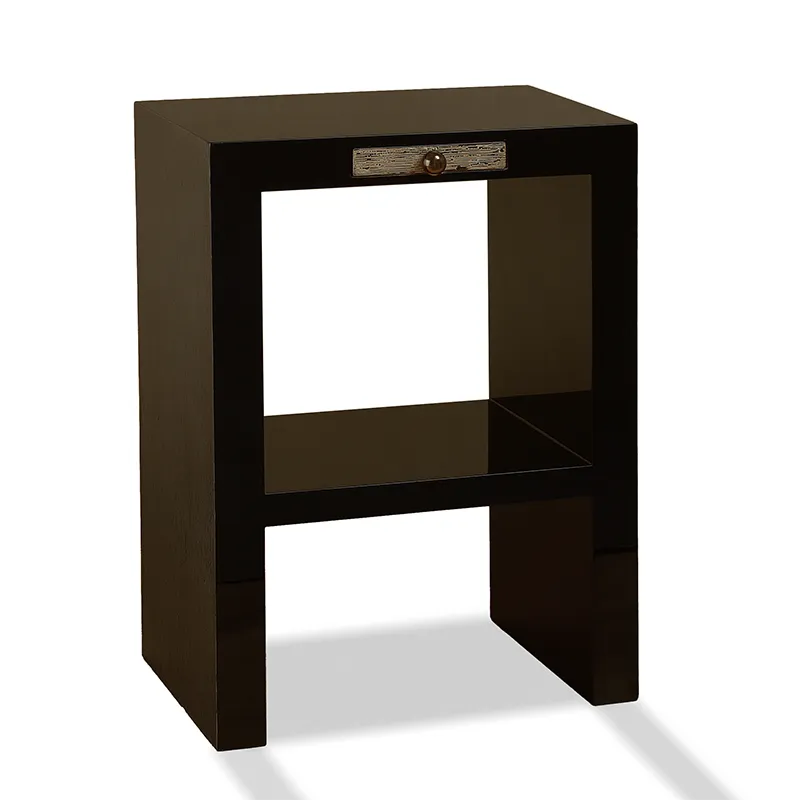 Gạt xì gà dáng vuông đen